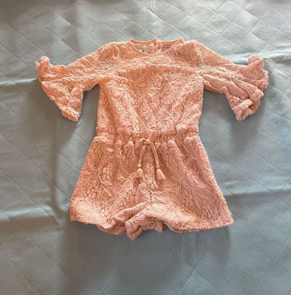 Catherine Malandrino Mini Romper Size 2T Pink Lace Bell Sleeve 2