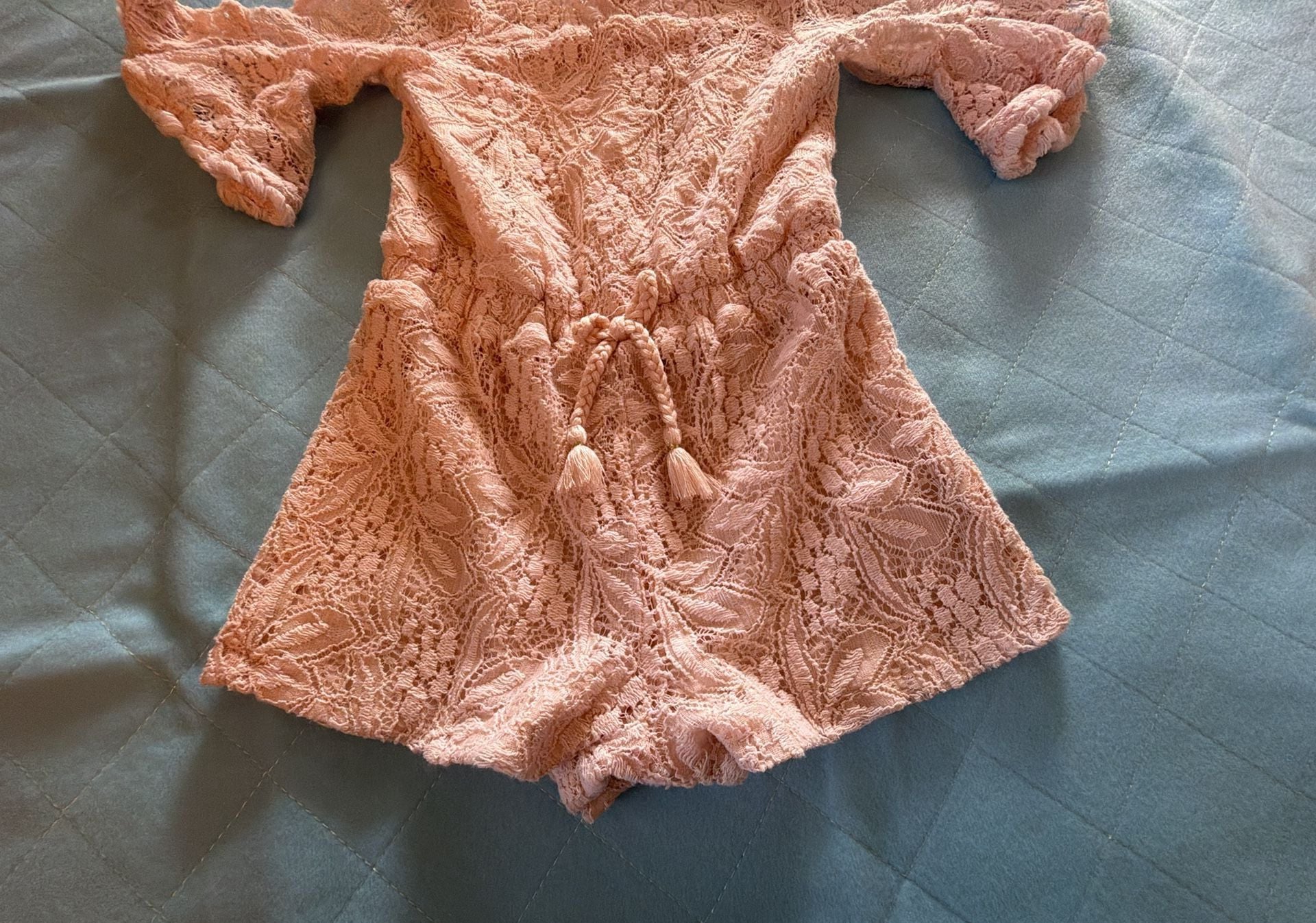 Catherine Malandrino Mini Romper Size 2T Pink Lace Bell Sleeve 5