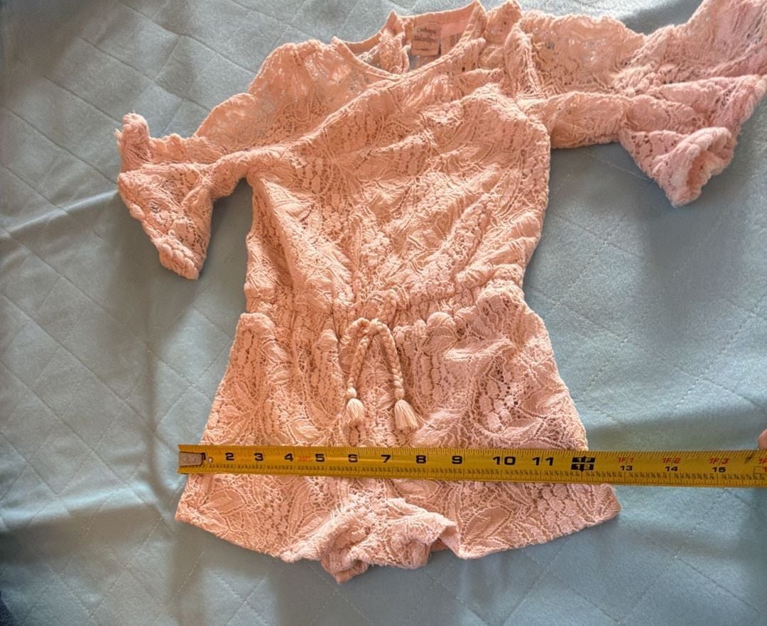 Catherine Malandrino Mini Romper Size 2T Pink Lace Bell Sleeve 11
