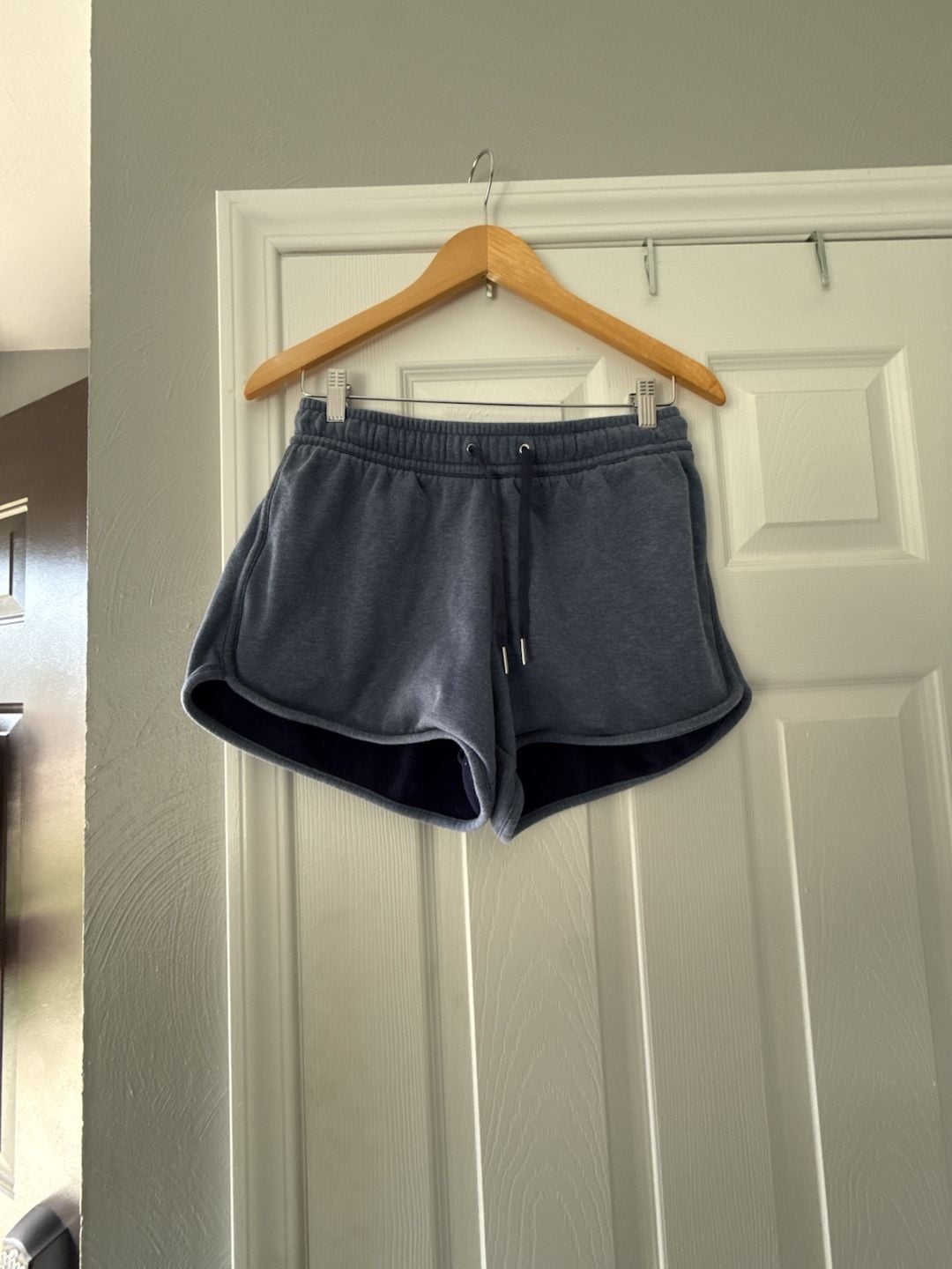TravisMathew Terry Sweatshorts Size M Blue Fleece Lounge Shorts 2