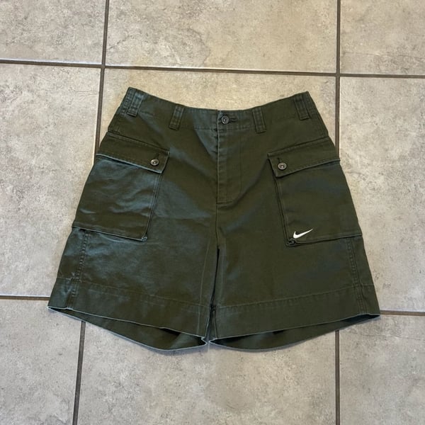 Nike Life Woven Cargo Shorts Size 28 Olive Green