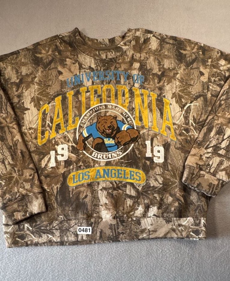 Hollister UCLA Bruins Crewneck Sweatshirt XL Camo Boxy Fit 3