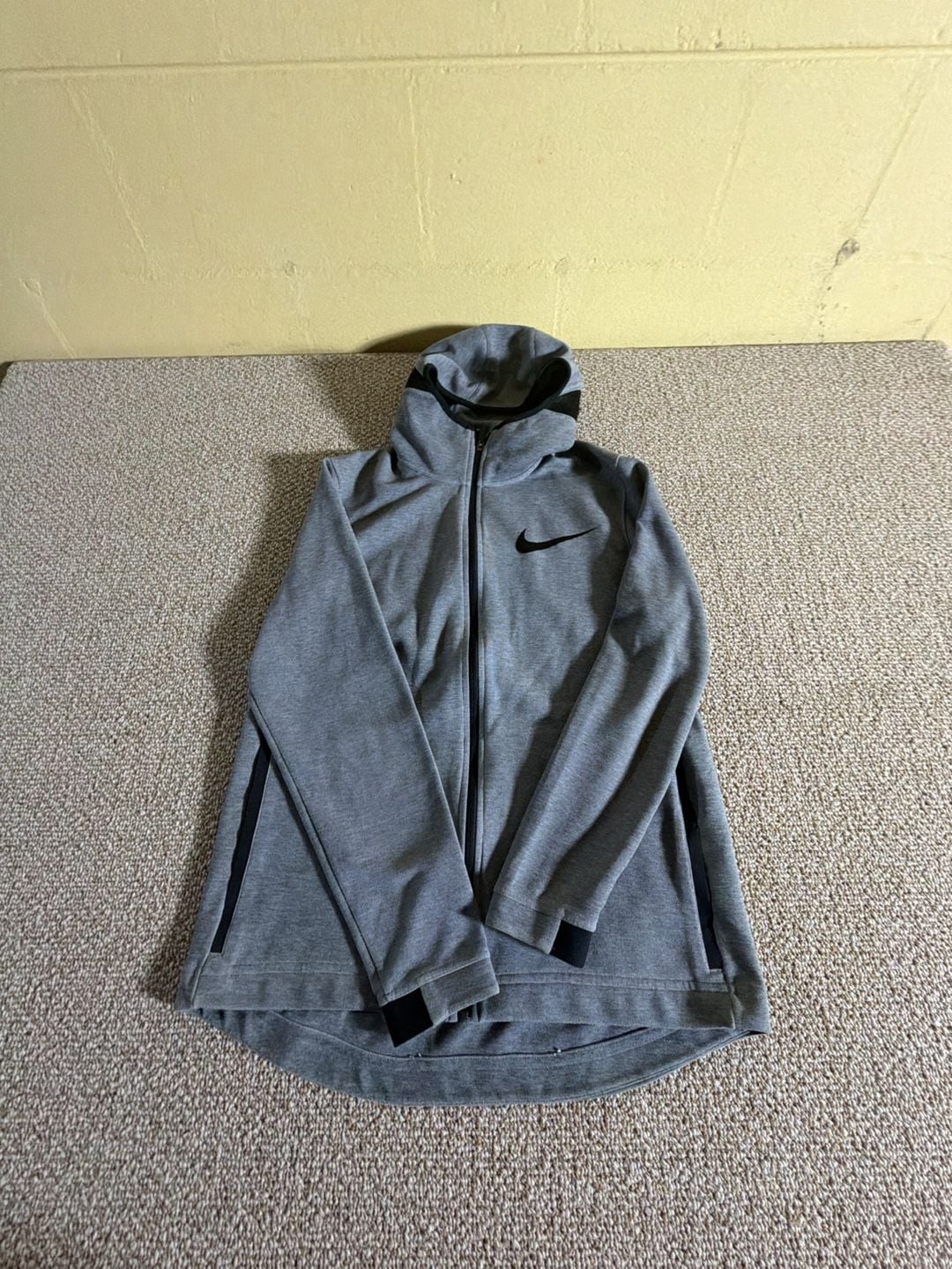 Nike Dry Hyper Elite Showtime Hoodie Size L Gray Polyester Full Zip 2