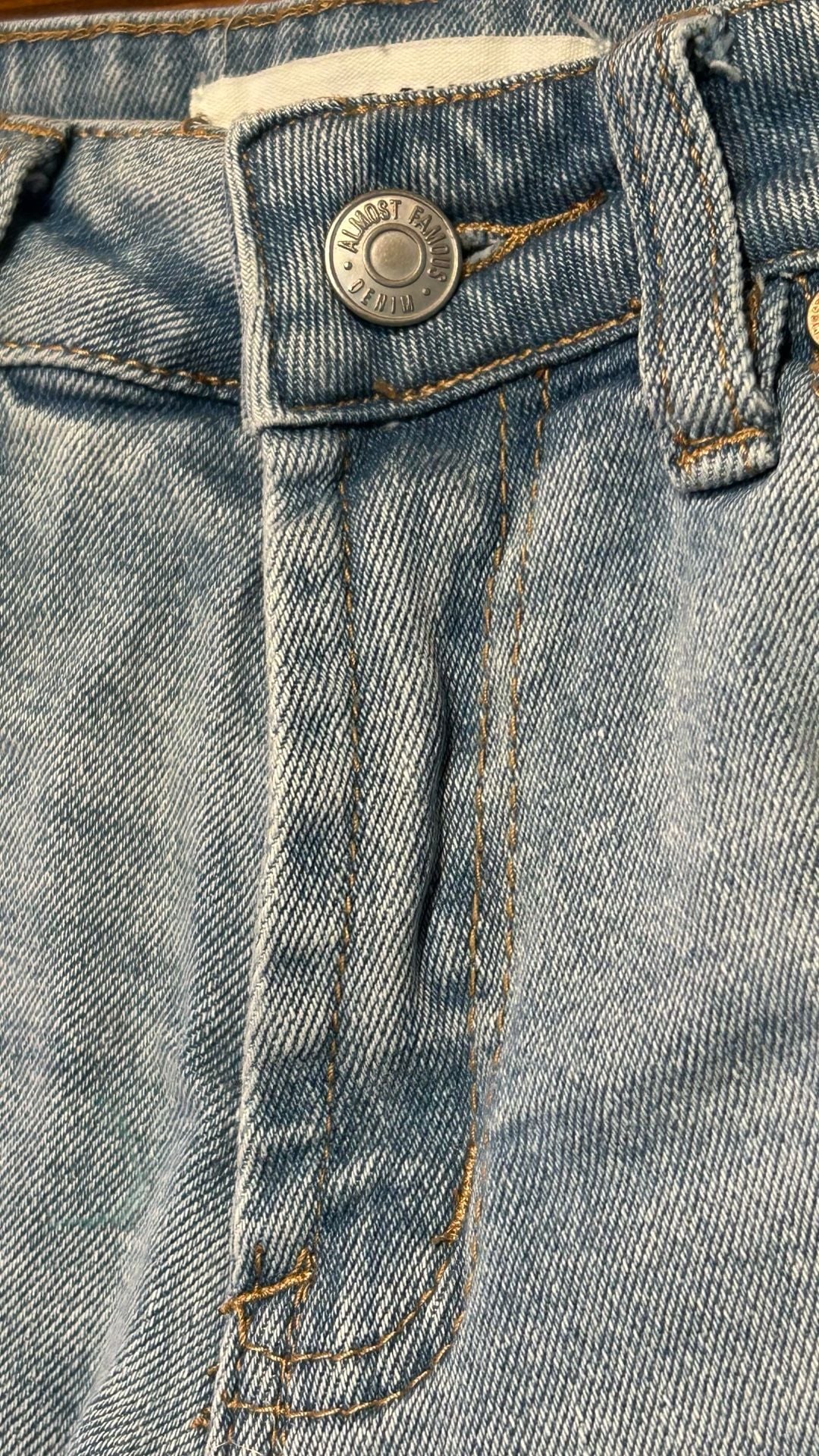 Almost Famous Denim Shorts Size 7 Light Wash Distressed Raw Hem 4