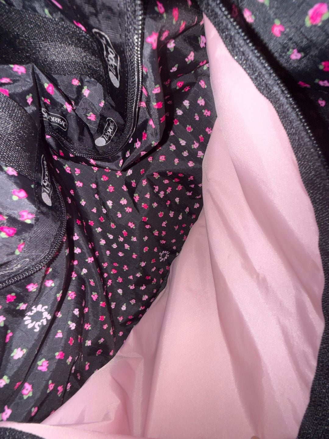 LeSportsac Black Pink Floral Deluxe Large Weekender Travel Duffel Bag 8