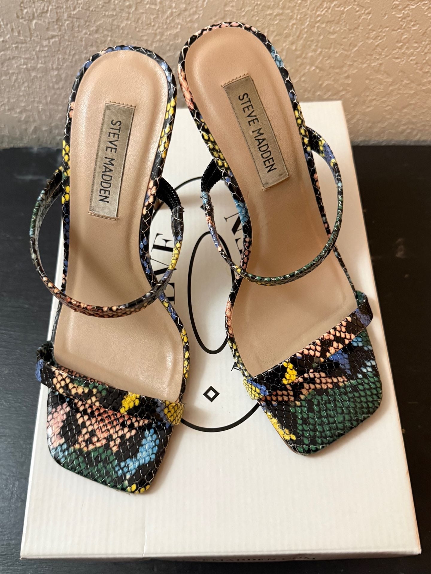 Steve Madden Michelle Heeled Sandal Size 7 Multi Snake Print Square Toe 7