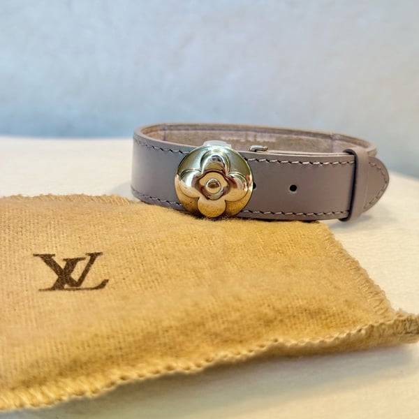 Louis Vuitton Vintage Good Luck Bracelet Lilac Leather Flower