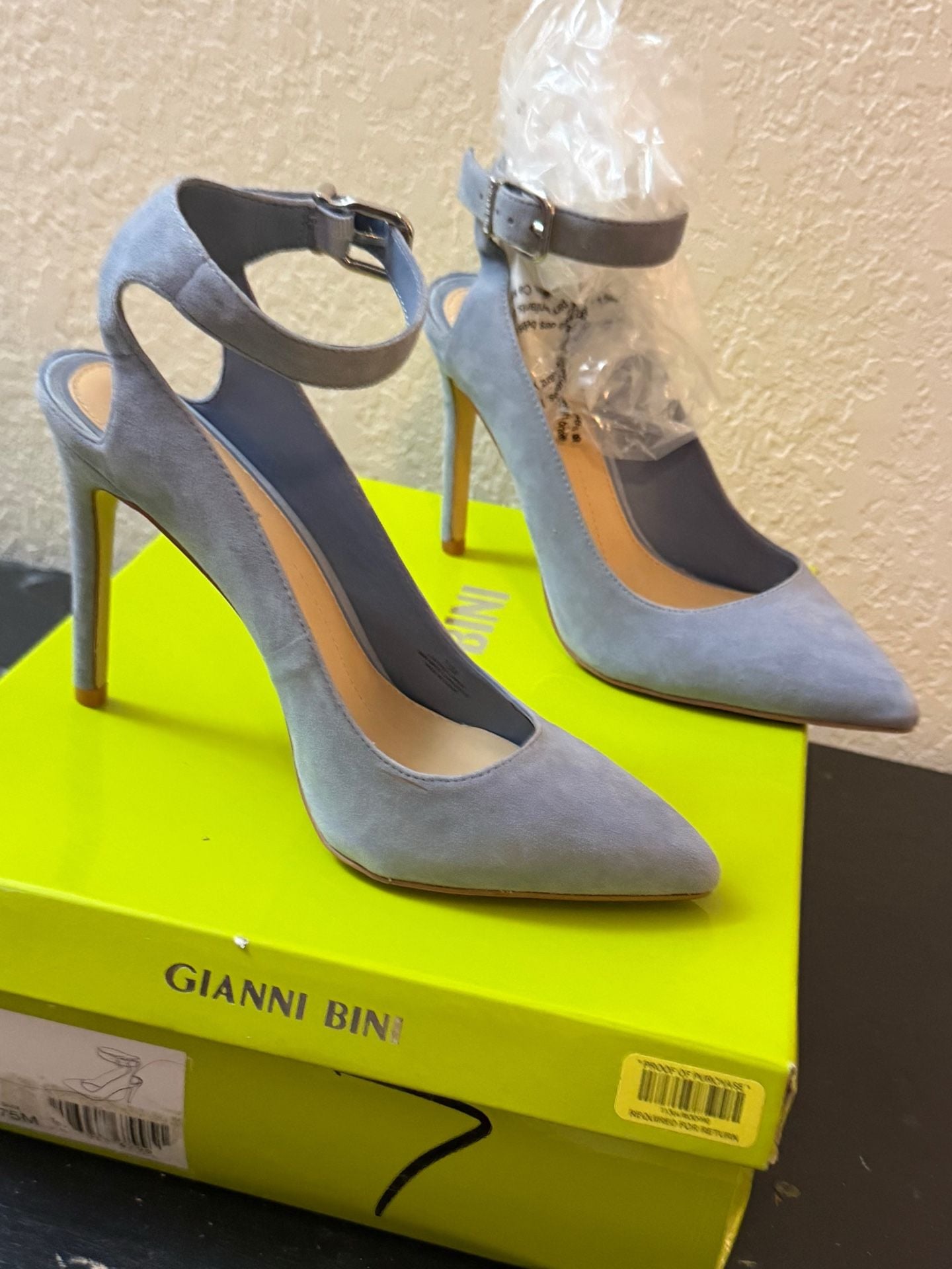 Gianni Bini Ambroza Size 7.5M Cela Blue Suede Heels 2