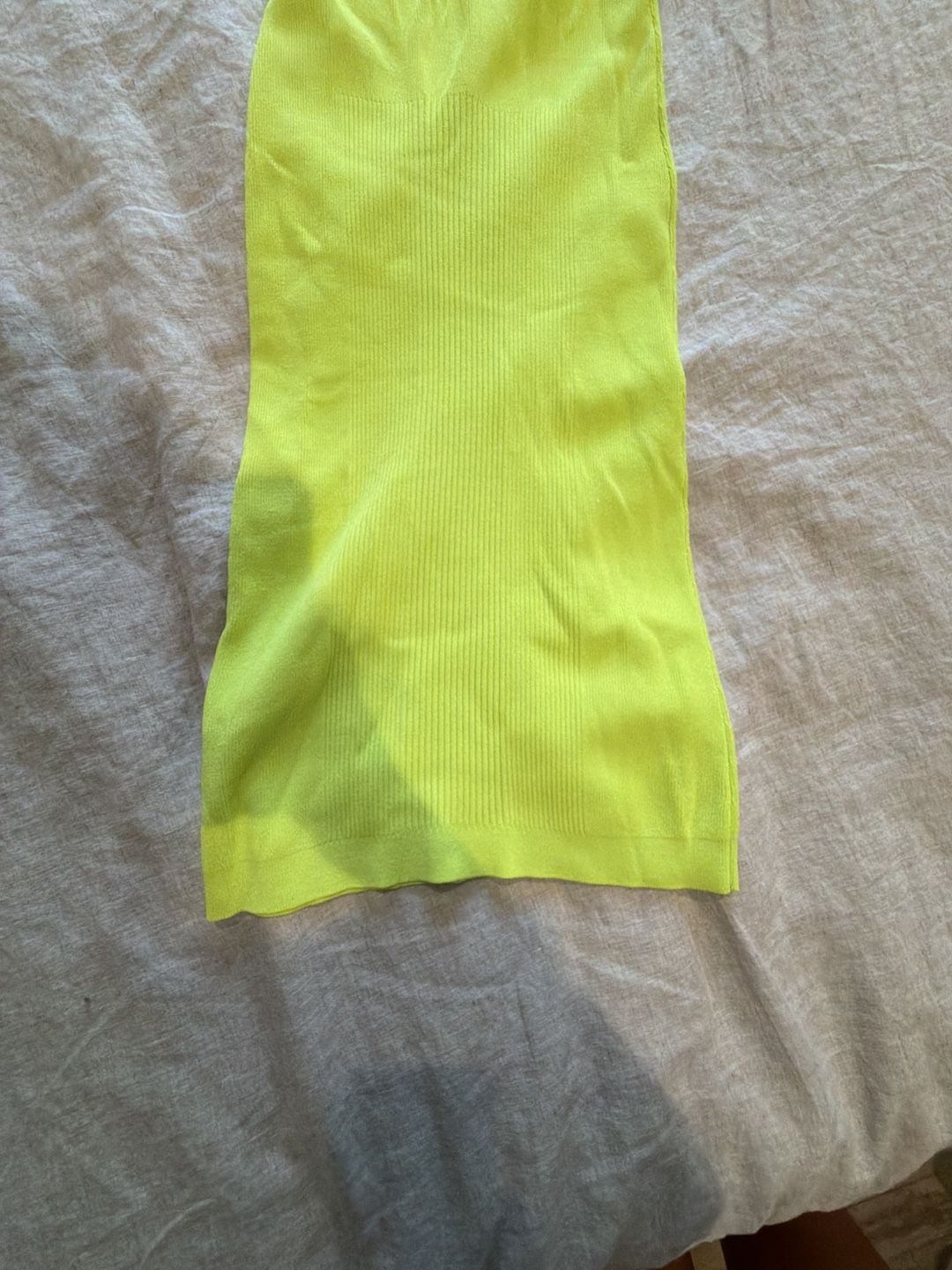 L'Agence Dress Size XS/T Neon Yellow Ribbed Knit Button Shoulder Midi 8