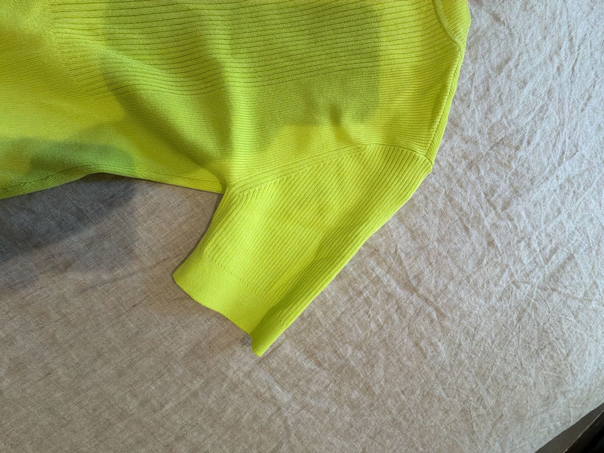 L'Agence Dress Size XS/T Neon Yellow Ribbed Knit Button Shoulder Midi 9