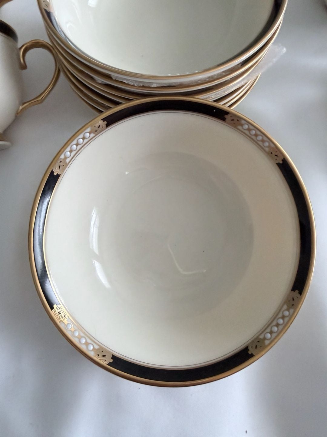 Lenox Hancock Fruit Dessert Sauce Bowl (sold individually)
2