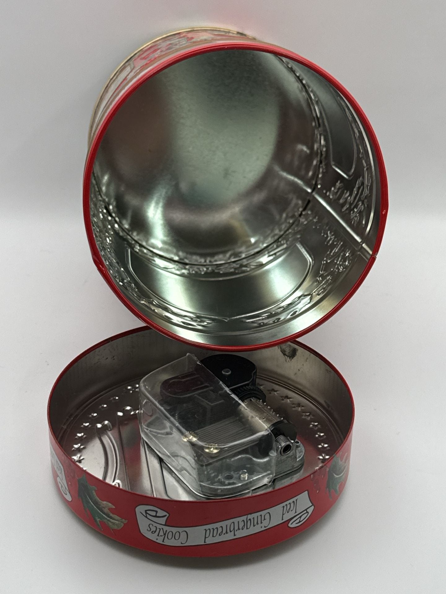 Lambertz Aachen 1999 Iced Gingerbread Cookie Music Box Tin 6