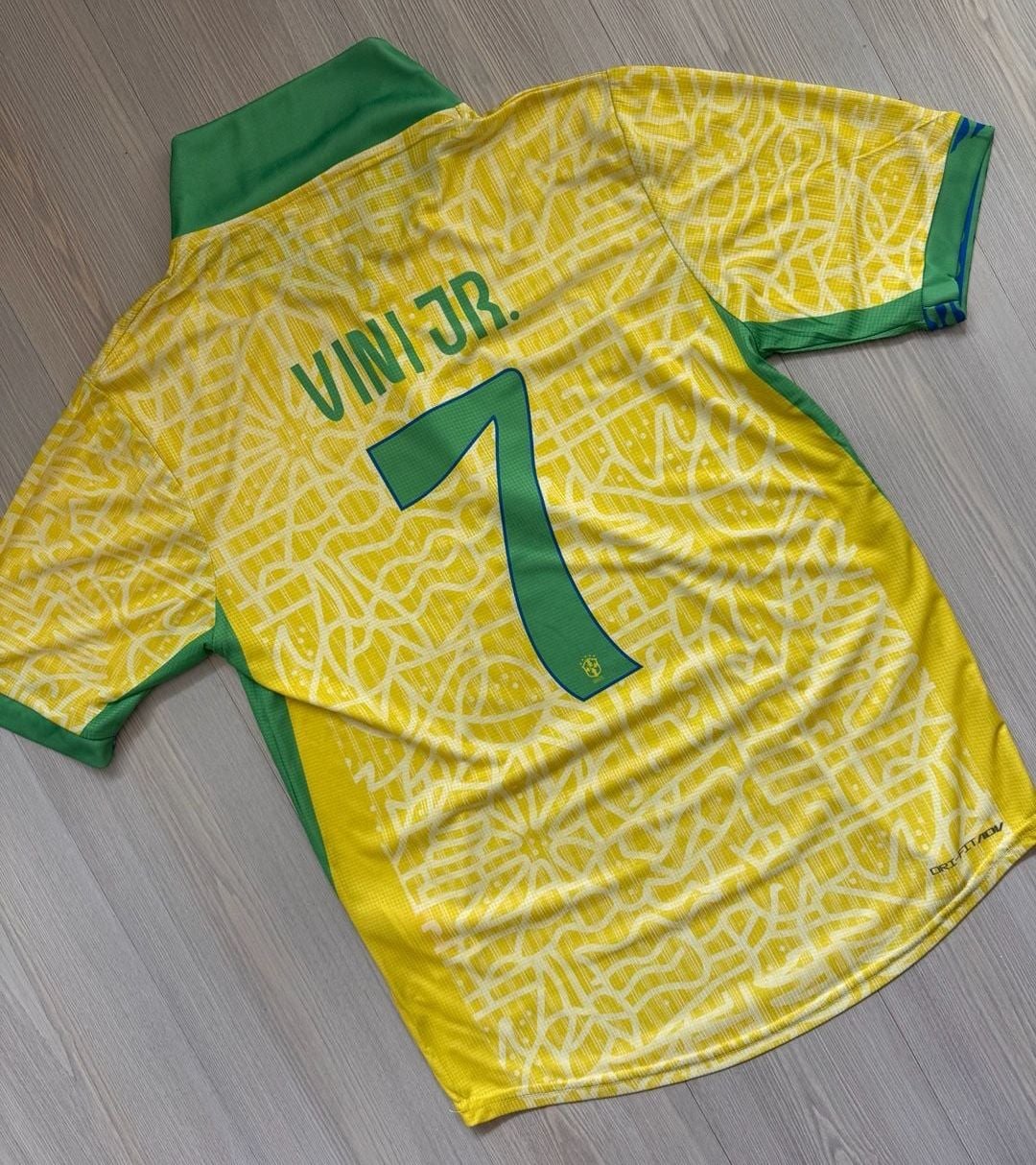 Nike Brazil Home Soccer Jersey Size L Yellow Dri-Fit ADV Vini Jr. #7 9