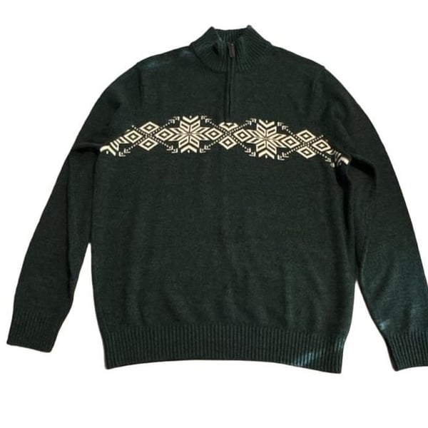 IZOD Holiday Fairisle Quarter Zip Sweater Men’s green size L
