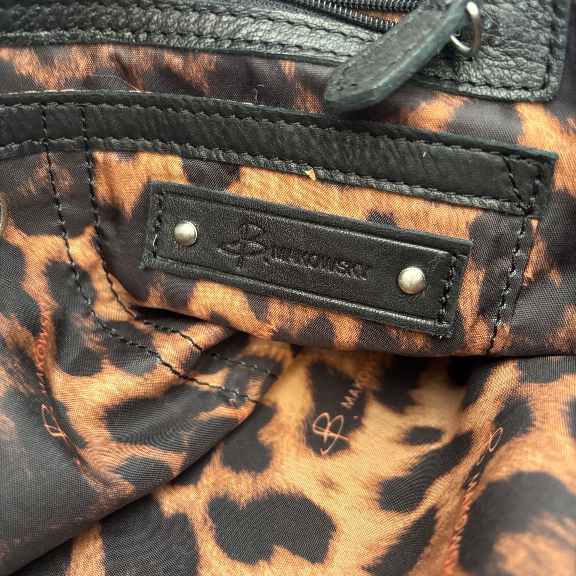 B. Makowski Black Leather Shoulder Bag Leopard Print Lining 9