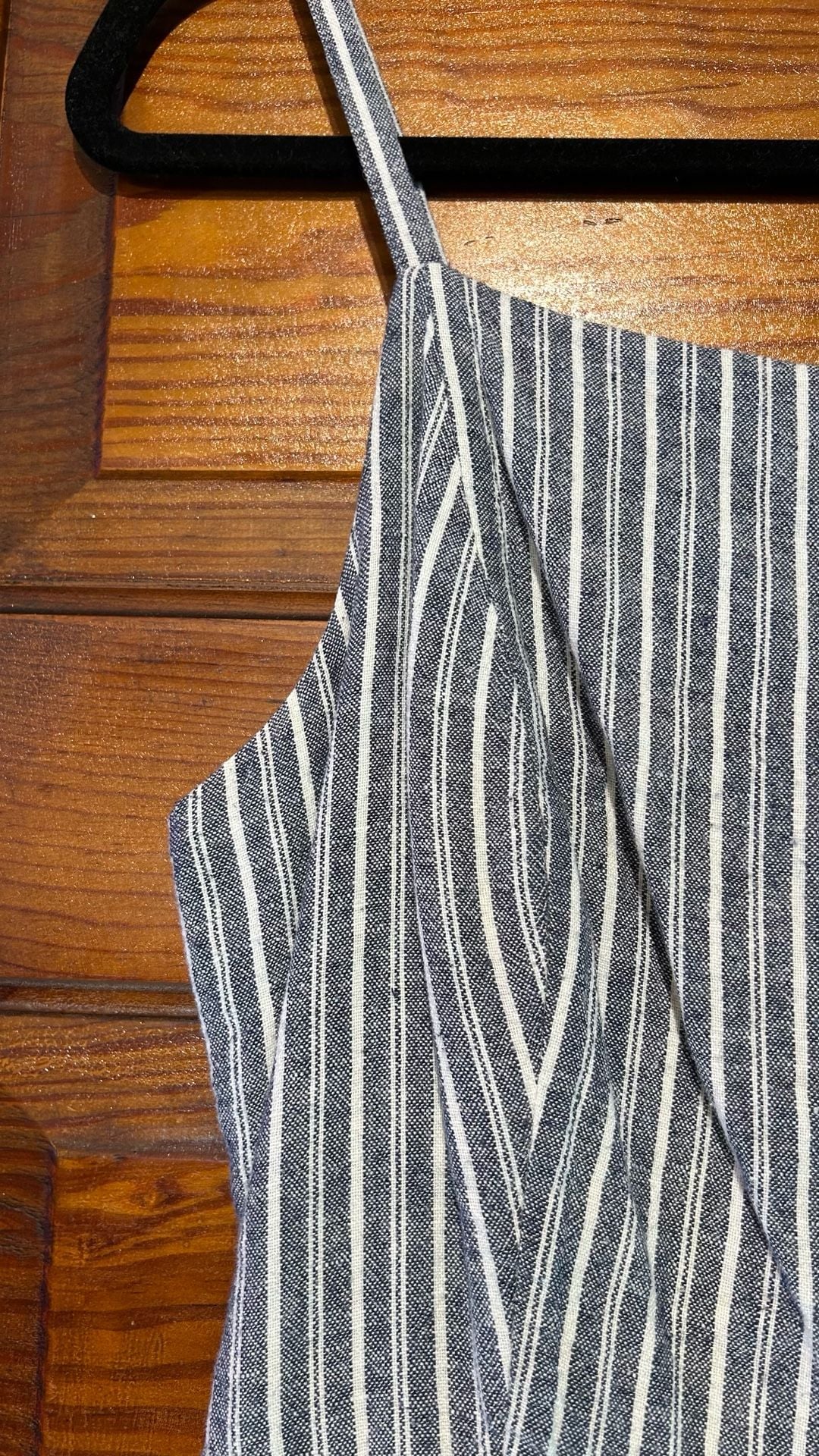 Old Navy Jumpsuit Size M Blue White Striped Linen Blend Smocked 3