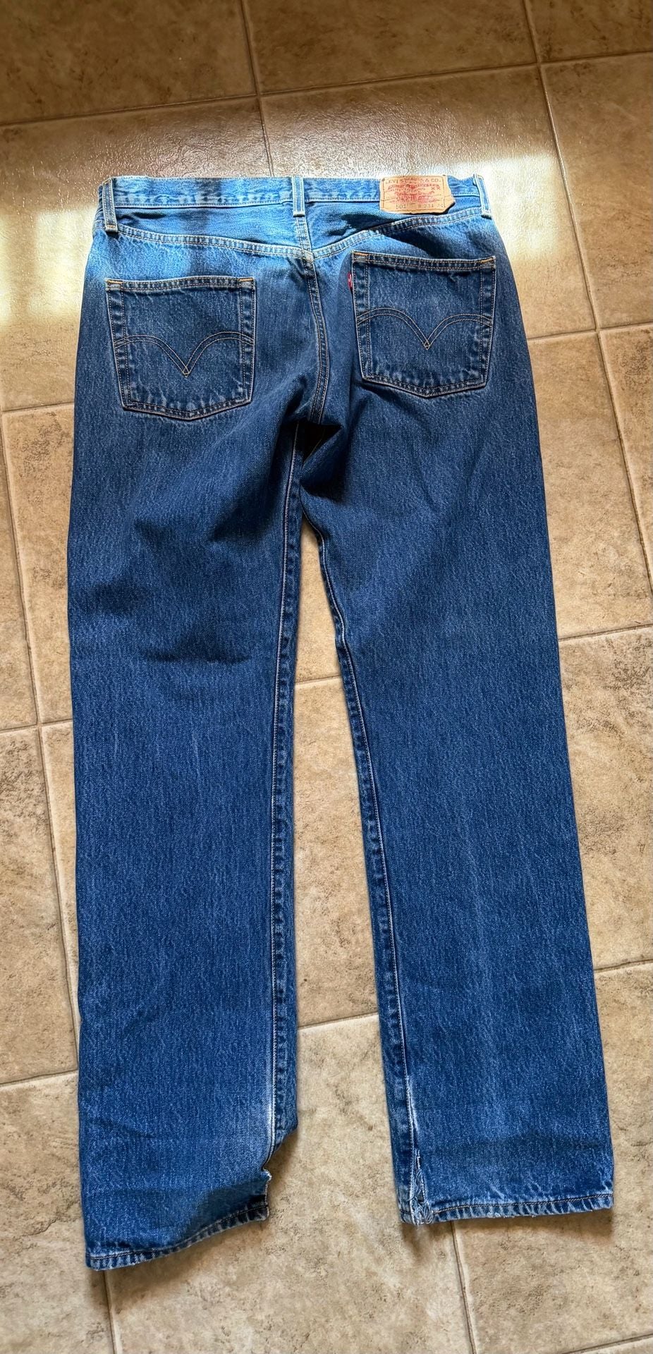 Levi's 501 Jeans Size W33 L34 Blue Denim Button Fly 3
