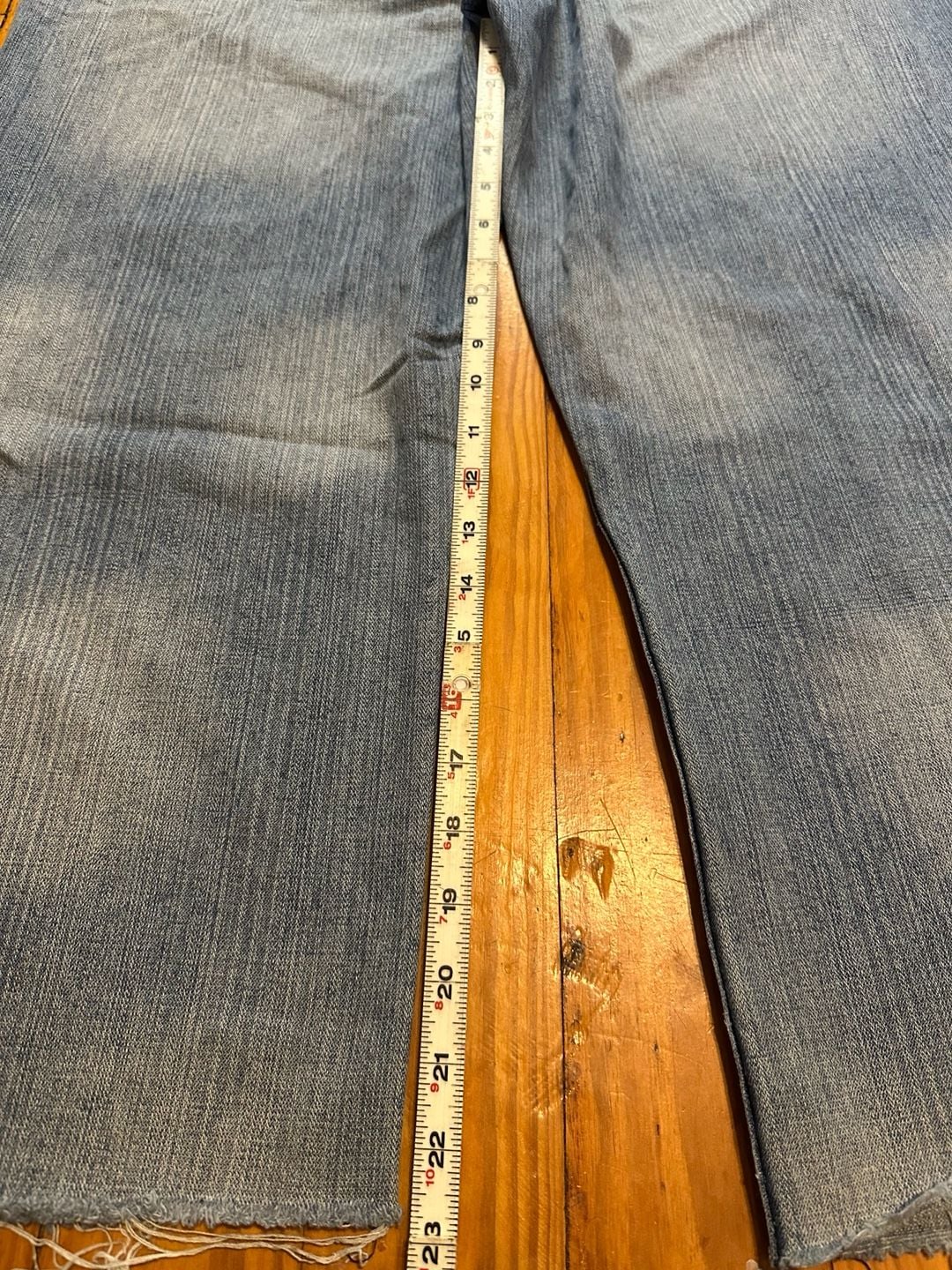 RJ Intelligent Design Jeans Size 38x30 Light Wash Distressed Y2K 8