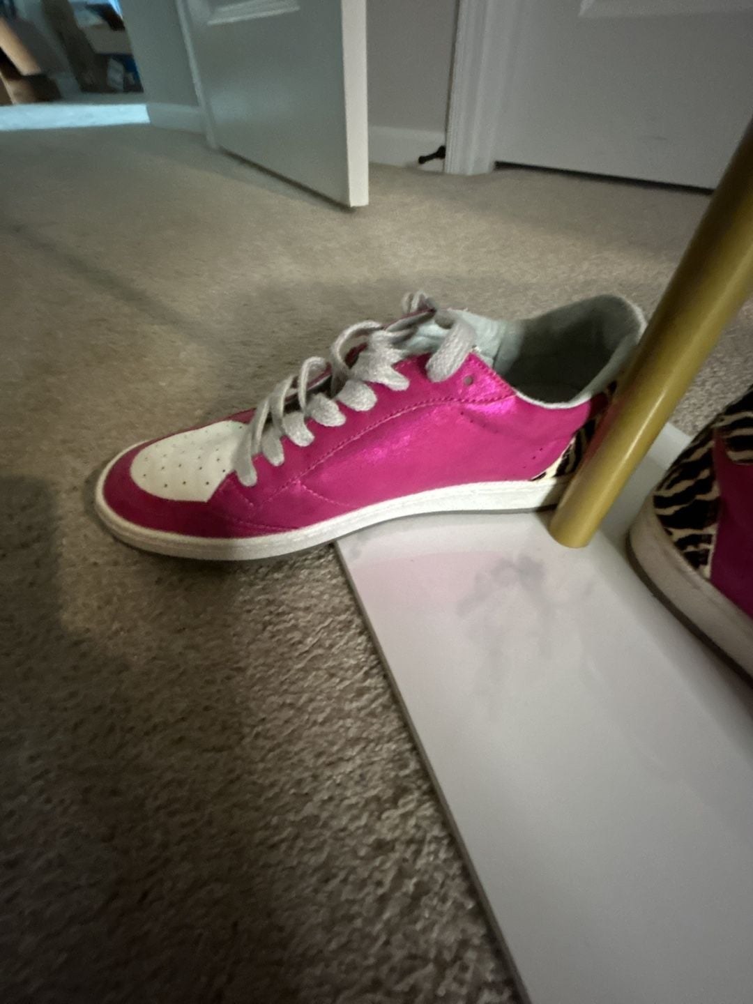 SHUSHOP Paulina Hot Pink Zebra Sneakers Size 8.5 6