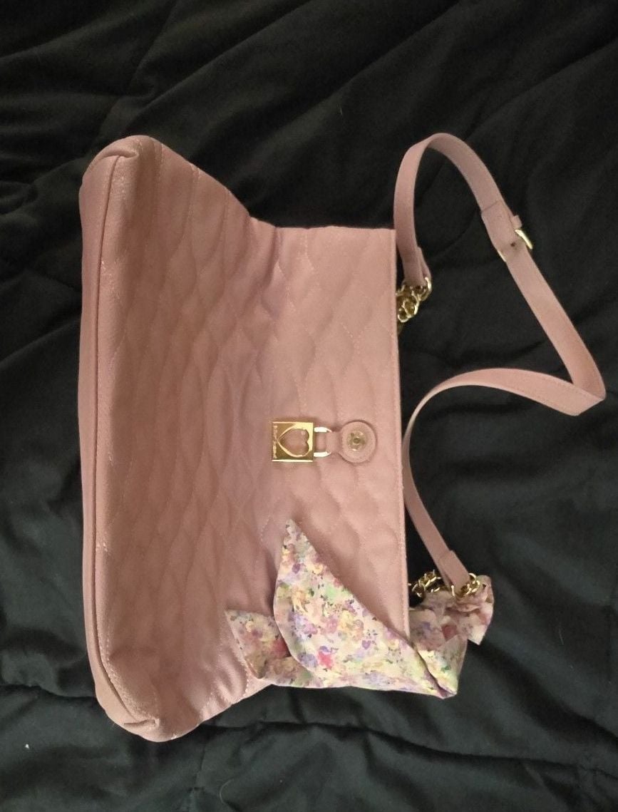 Betsey Johnson Pink Quilted Shoulder Bag Gold Chain Floral Bow 2