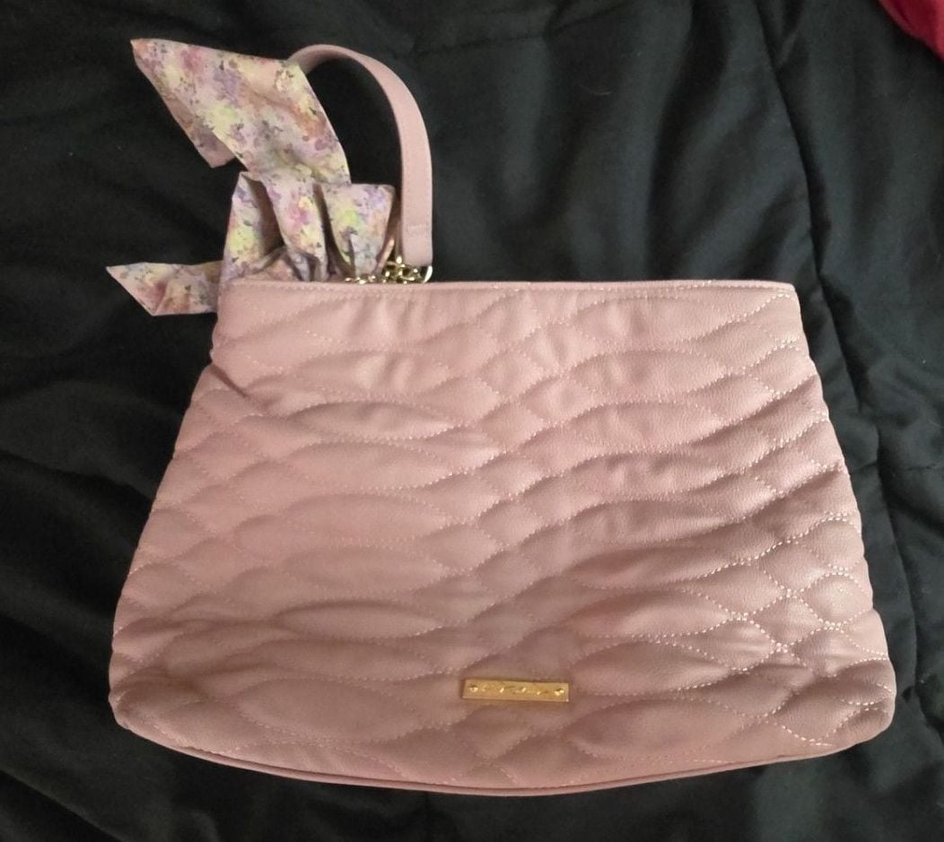 Betsey Johnson Pink Quilted Shoulder Bag Gold Chain Floral Bow 6