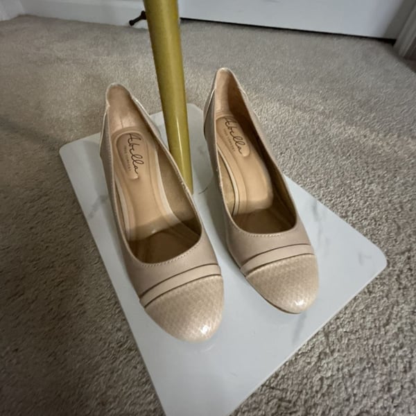 Abella Wedge Shoes Beige