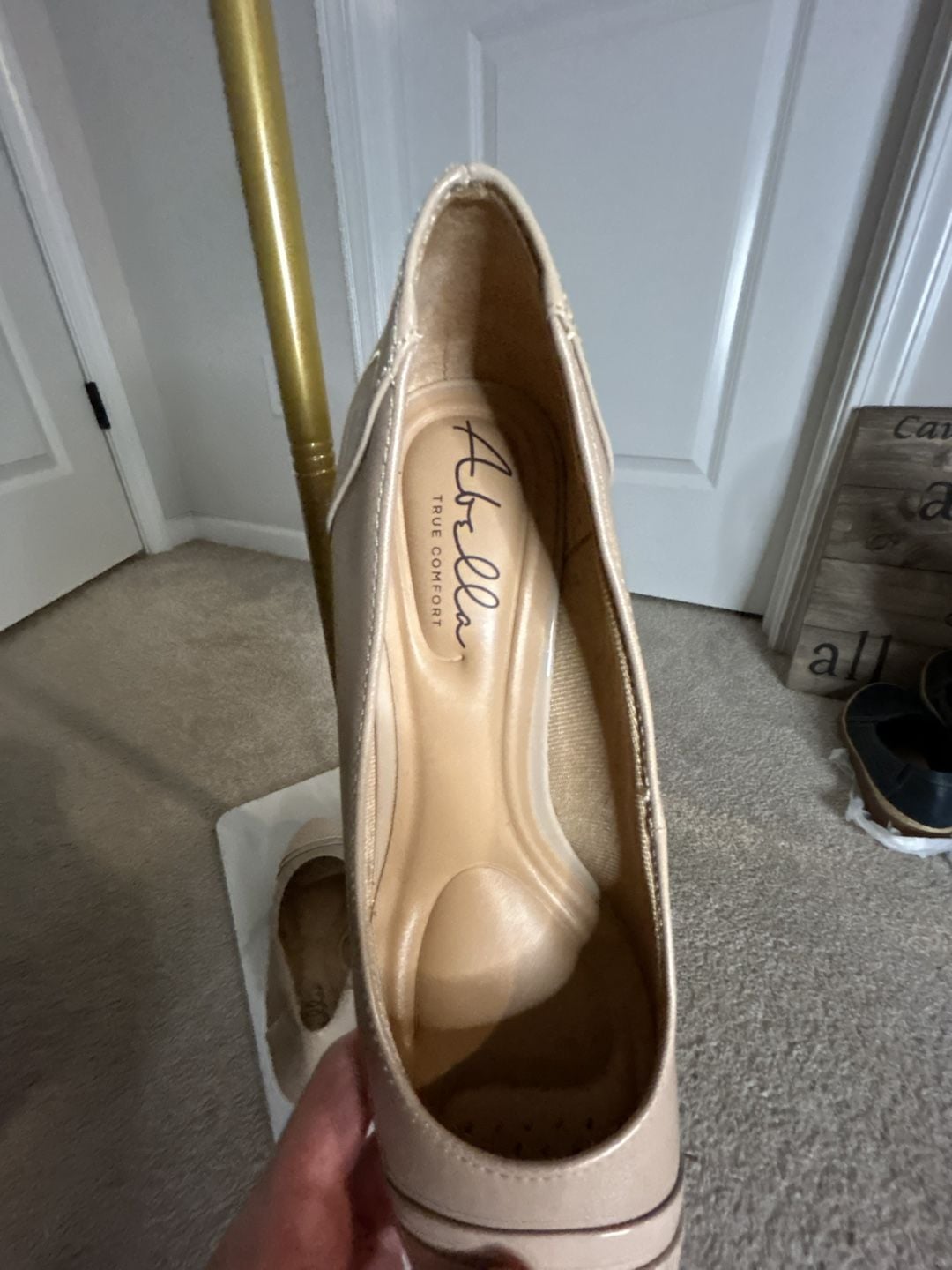 Abella Wedge Shoes Beige 10