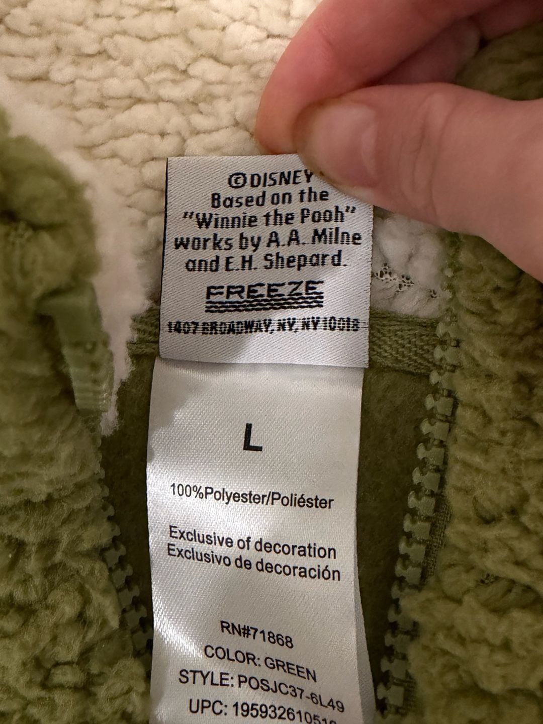Disney Winnie the Pooh "Keep Calm, Skate On" Green Sherpa Fleece 6