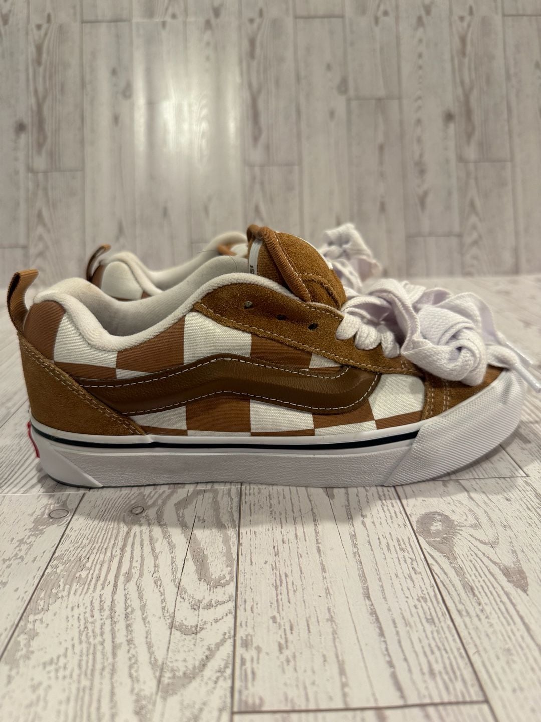 Vans Knu Skool Size Men's 6.0 / Women's 7.5 Brown Checkerboard 3