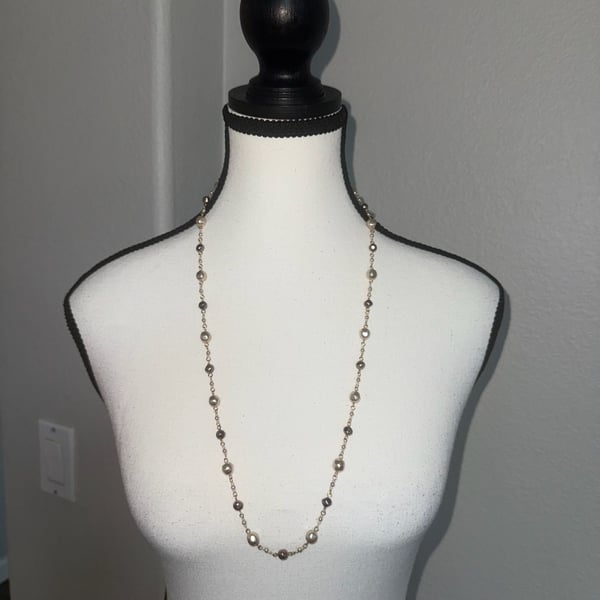 Unbranded Faux Pearl Station Necklace 15 Inch Gold Tone
