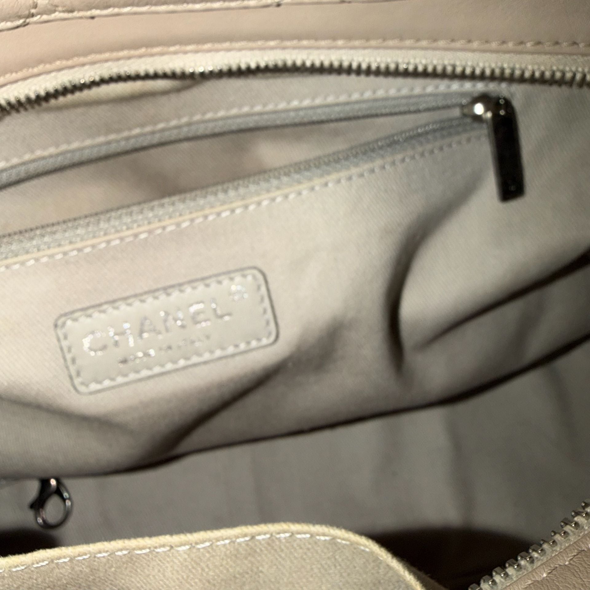 Chanel Quilted Lambskin Country Chic Tote Bag Beige 18