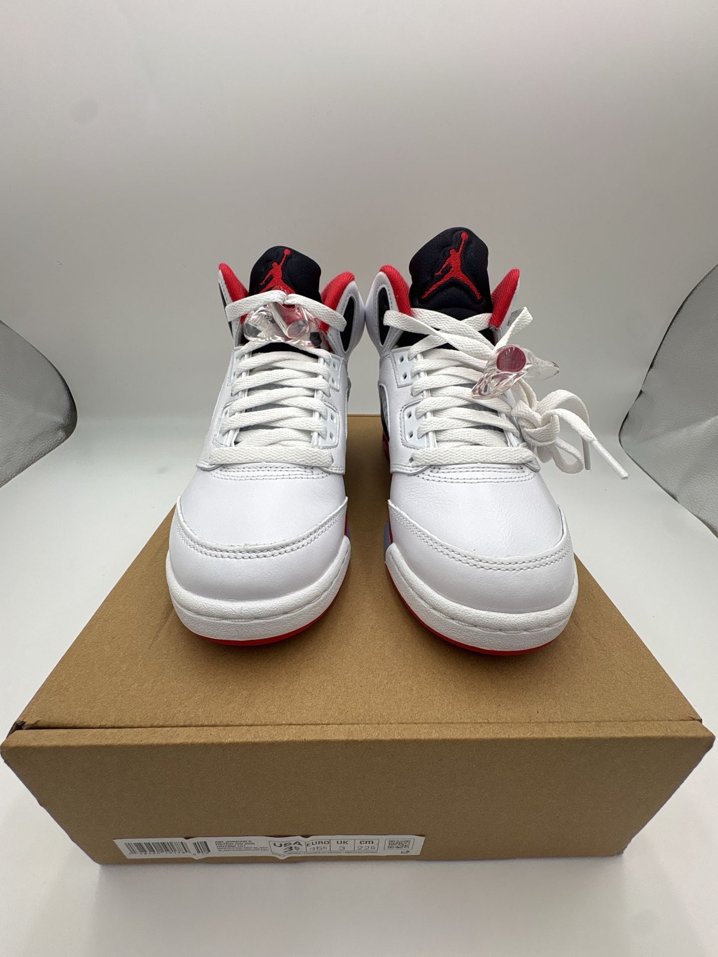 Jordan Air Jordan 5 Retro Fire Red Black Tongue GS 3.5 Y 9