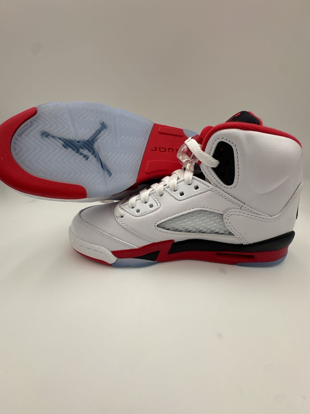 Jordan Air Jordan 5 Retro Fire Red Black Tongue GS 3.5 Y 6