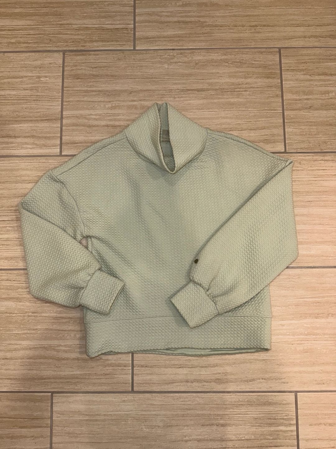 Calia Extended Neck Pullover Size XS Sage Green Quilted Sweatshirt 3