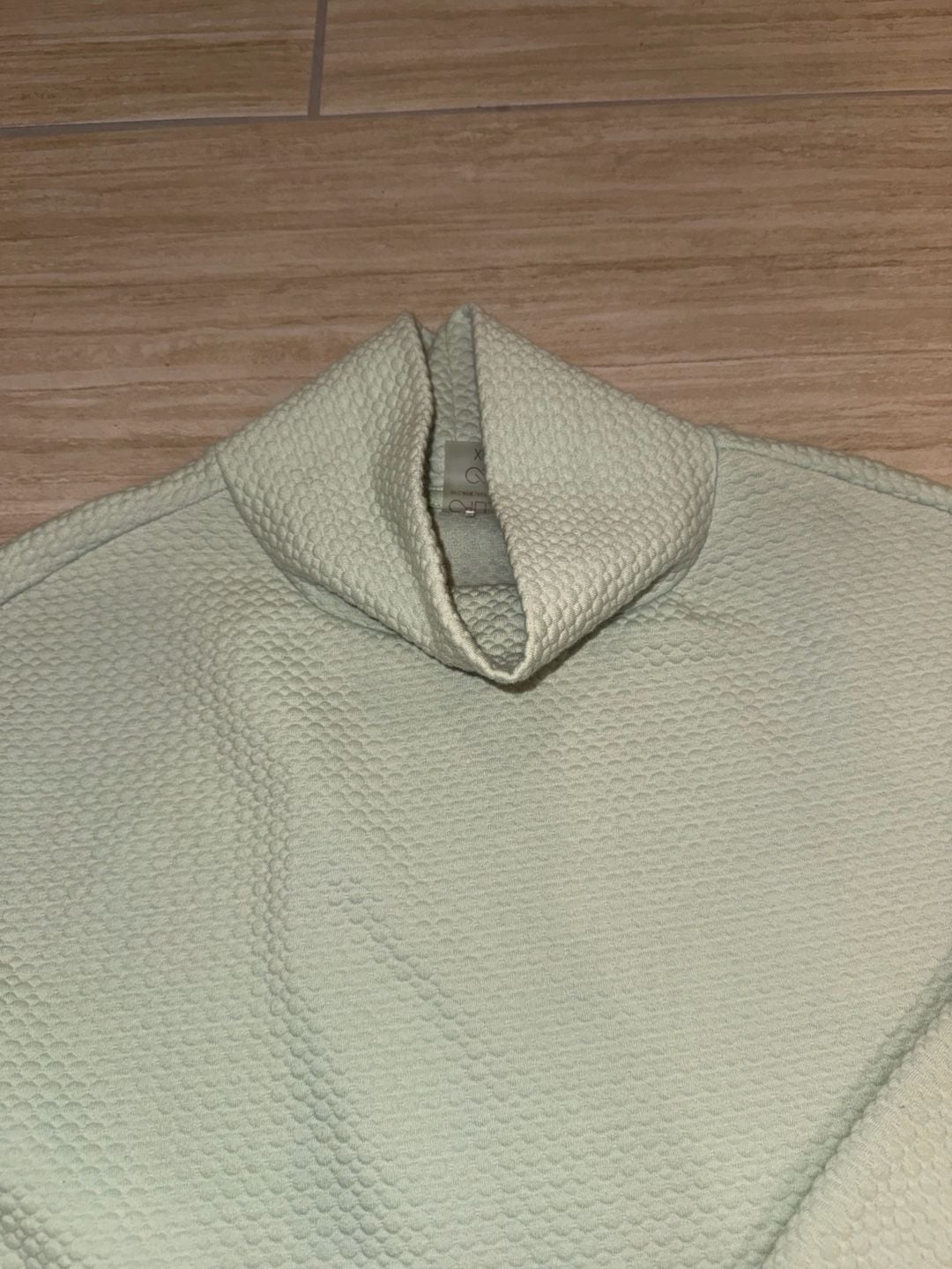 Calia Extended Neck Pullover Size XS Sage Green Quilted Sweatshirt 5