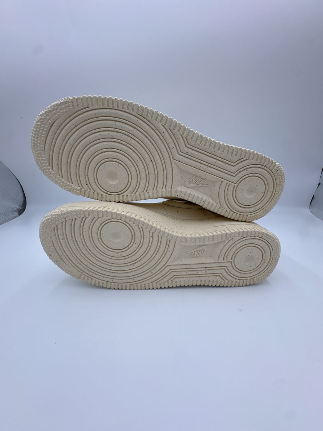 NIKE WMNS Air Force 1 Low '07 Next Nature Coconut Milk Bulbous Swoosh size 8 W 7