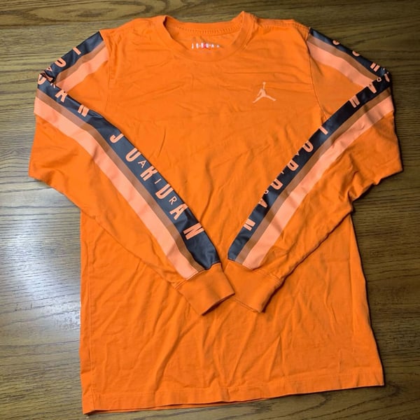 Jordan Air Gradient Long-Sleeve Shirt Orange