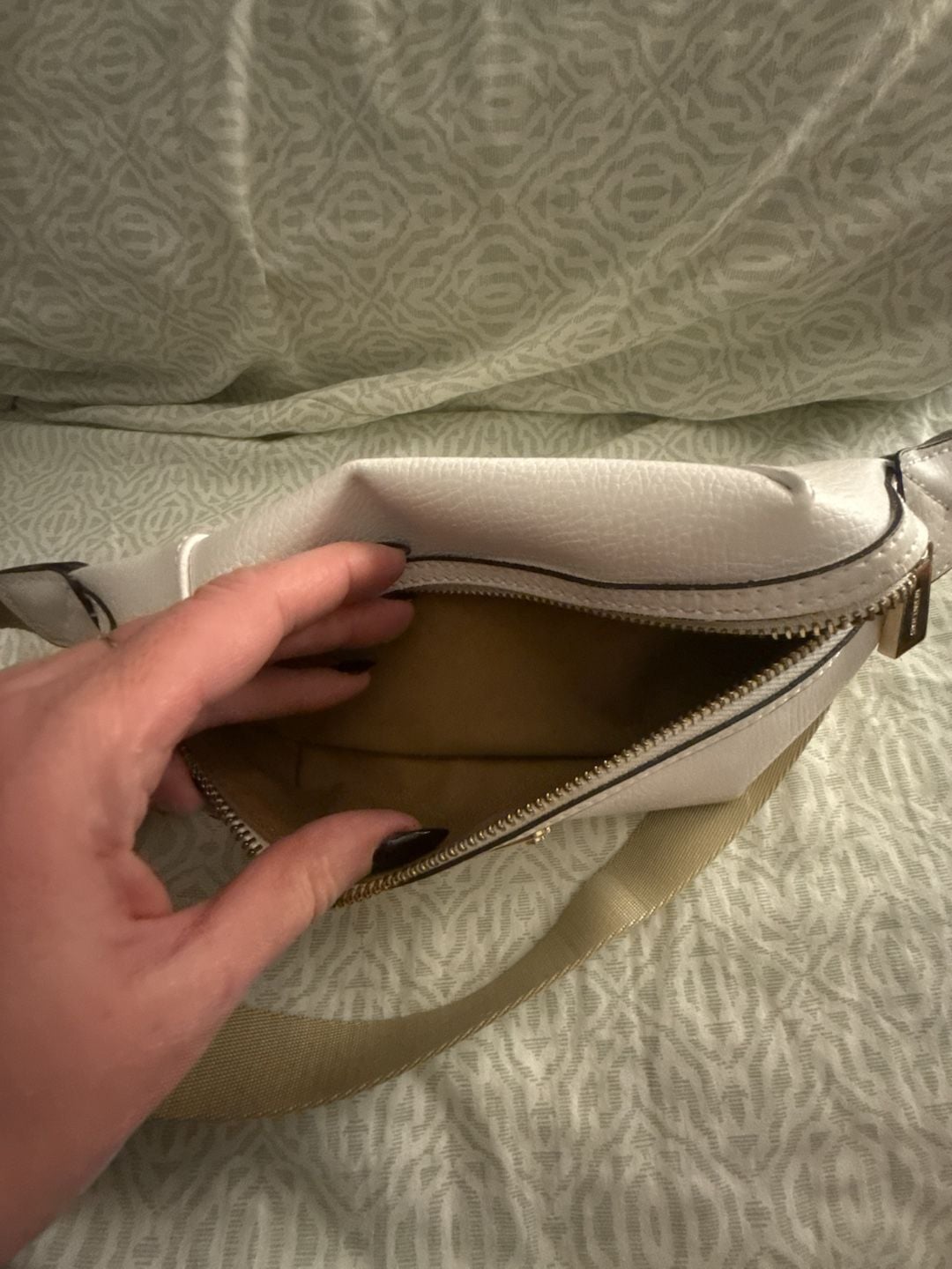 Michael Kors Pebbled Leather Belt Bag One Size White 6