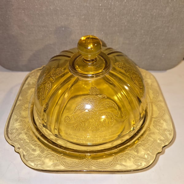 Federal Glass Madrid Amber Covered Butter Dish