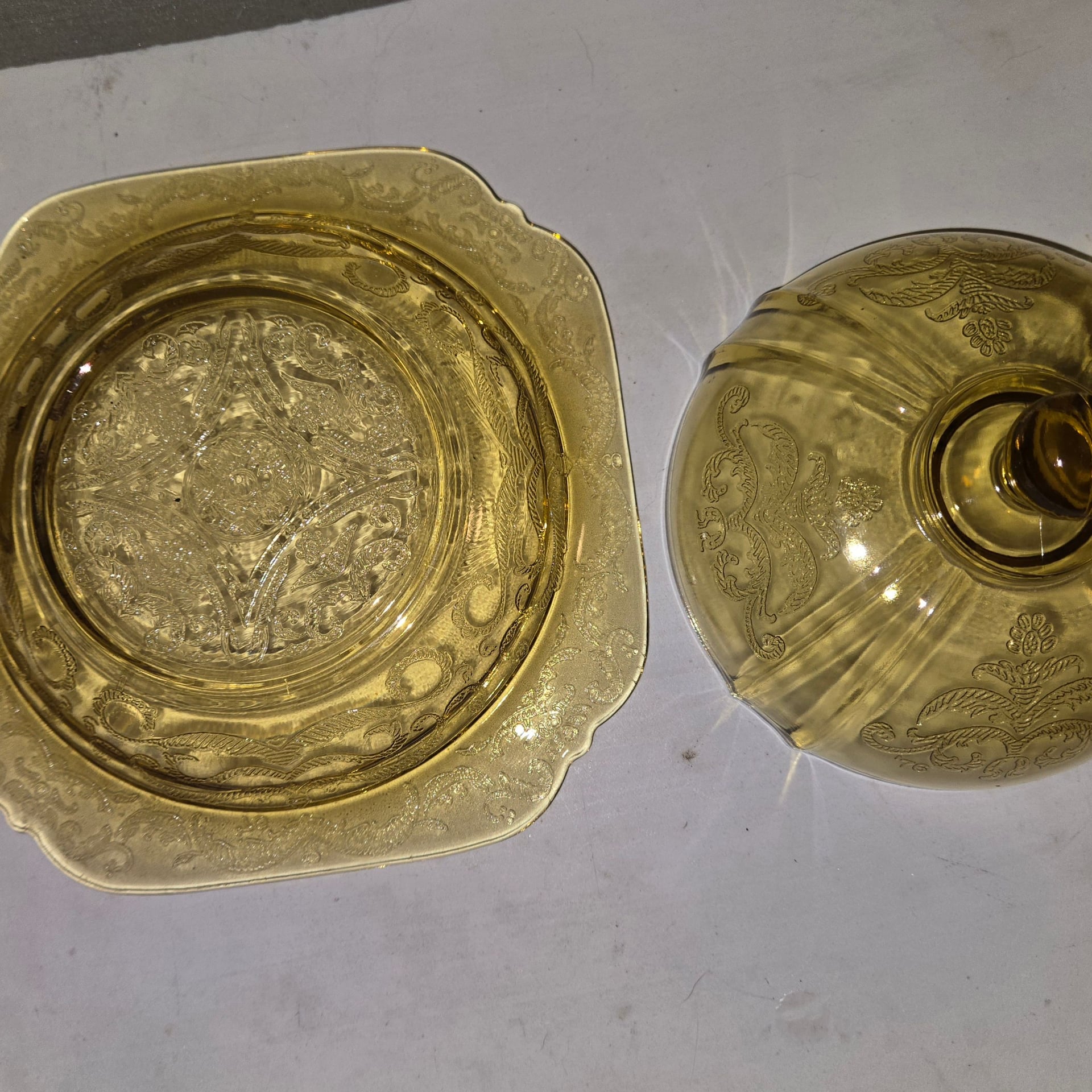 Federal Glass Madrid Amber Covered Butter Dish 4