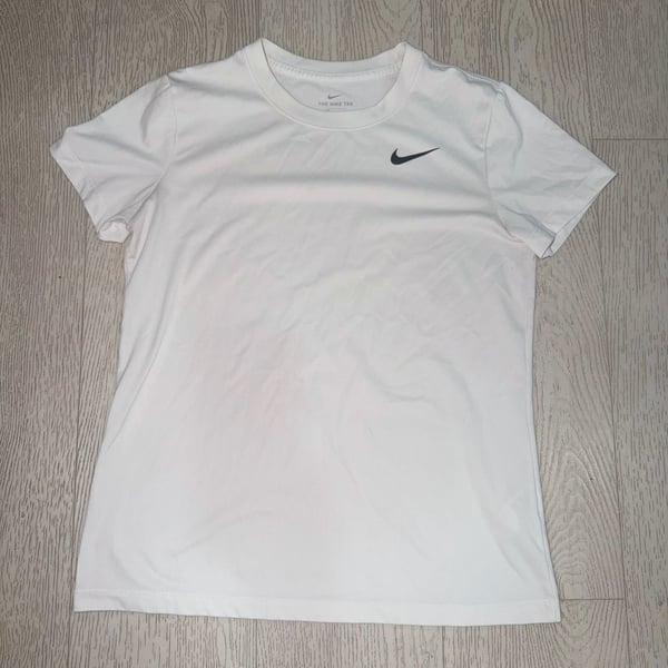 Nike Dri-FIT T-Shirt Size S White