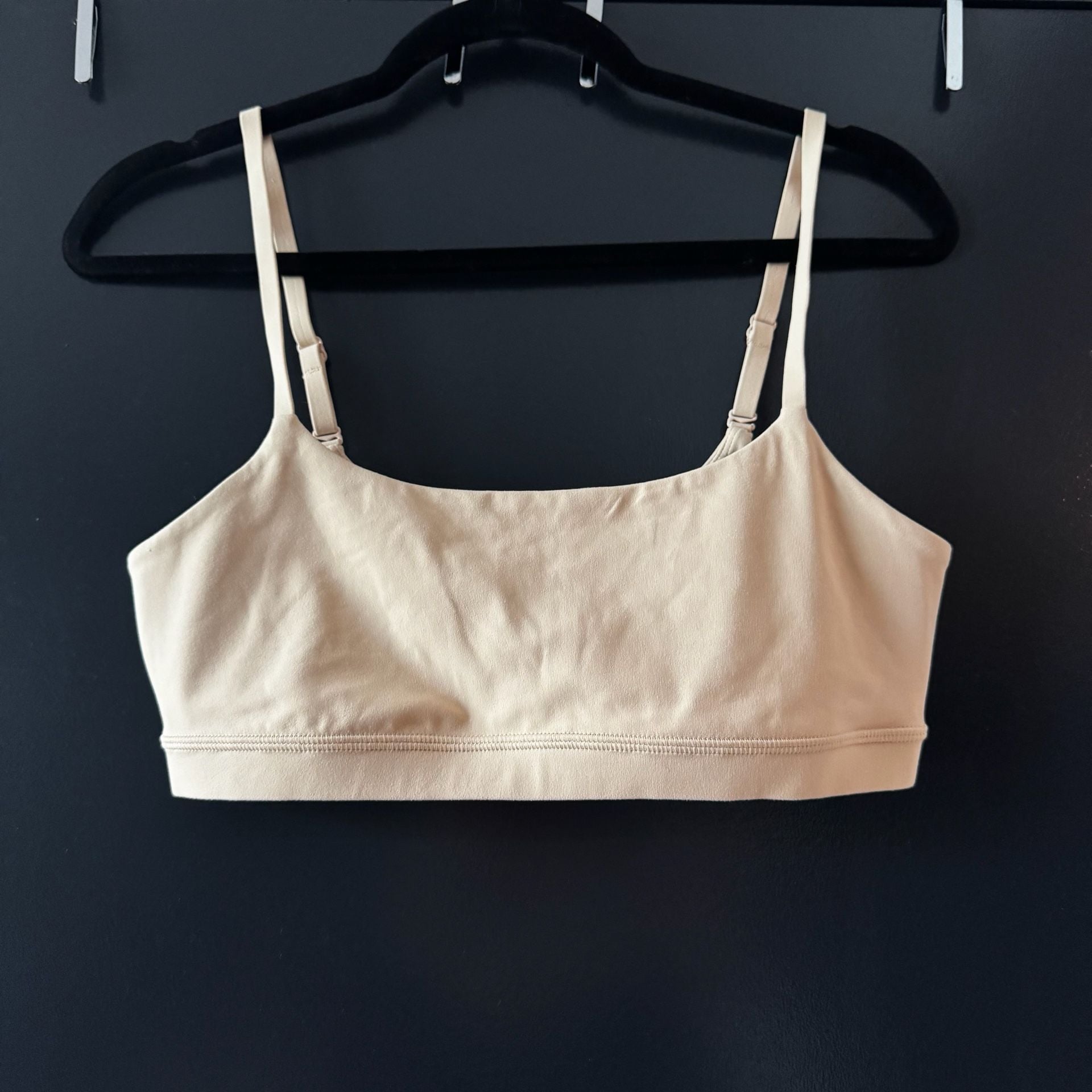 Crz yoga - Butterluxe adjustable sports bra - size medium - tan milkshake 2