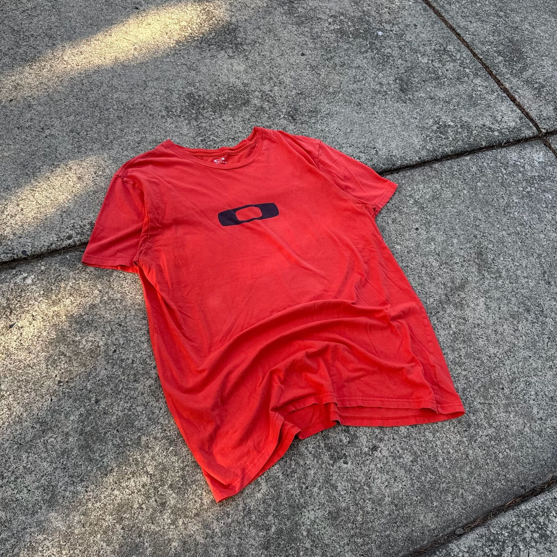 Oakley T-Shirt XL/TG Red Logo Center Short Sleeve 2