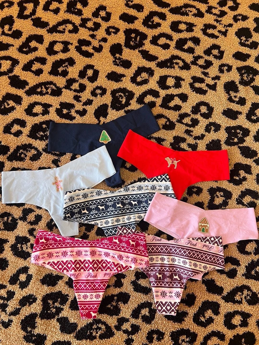 NWOT Pink Thong Panty Size XS Holiday Print Set 1