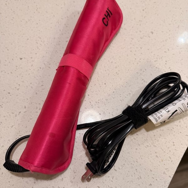 CHI Ceramic Flat Iron Pink Hair Straightener With Pouch