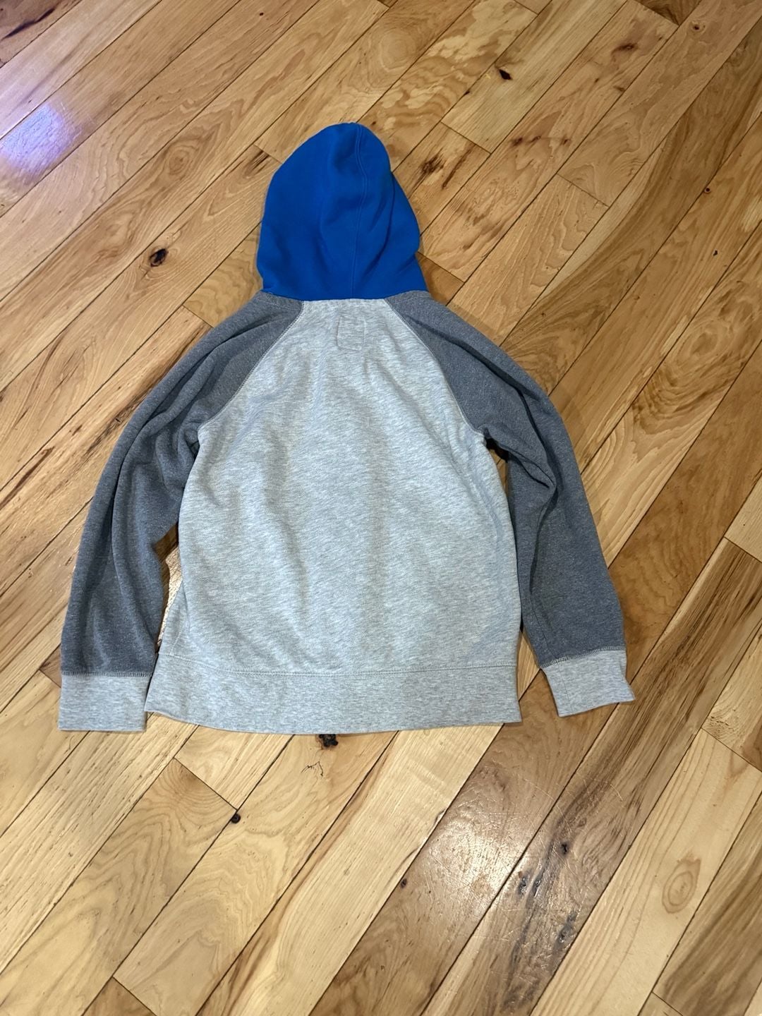Old Navy Zip-Up Hoodie Size S (6-7) Gray Blue Colorblock 3
