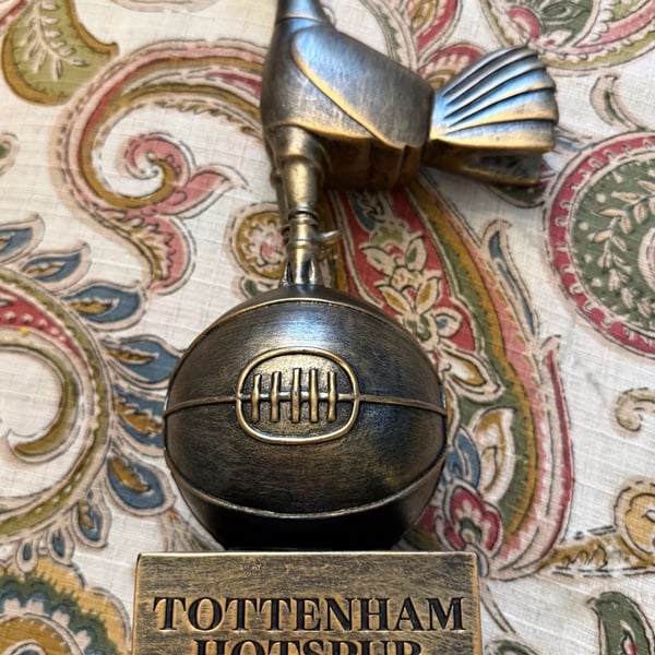 Tottenham FC Hotspur Retro Cockerel Statue Football