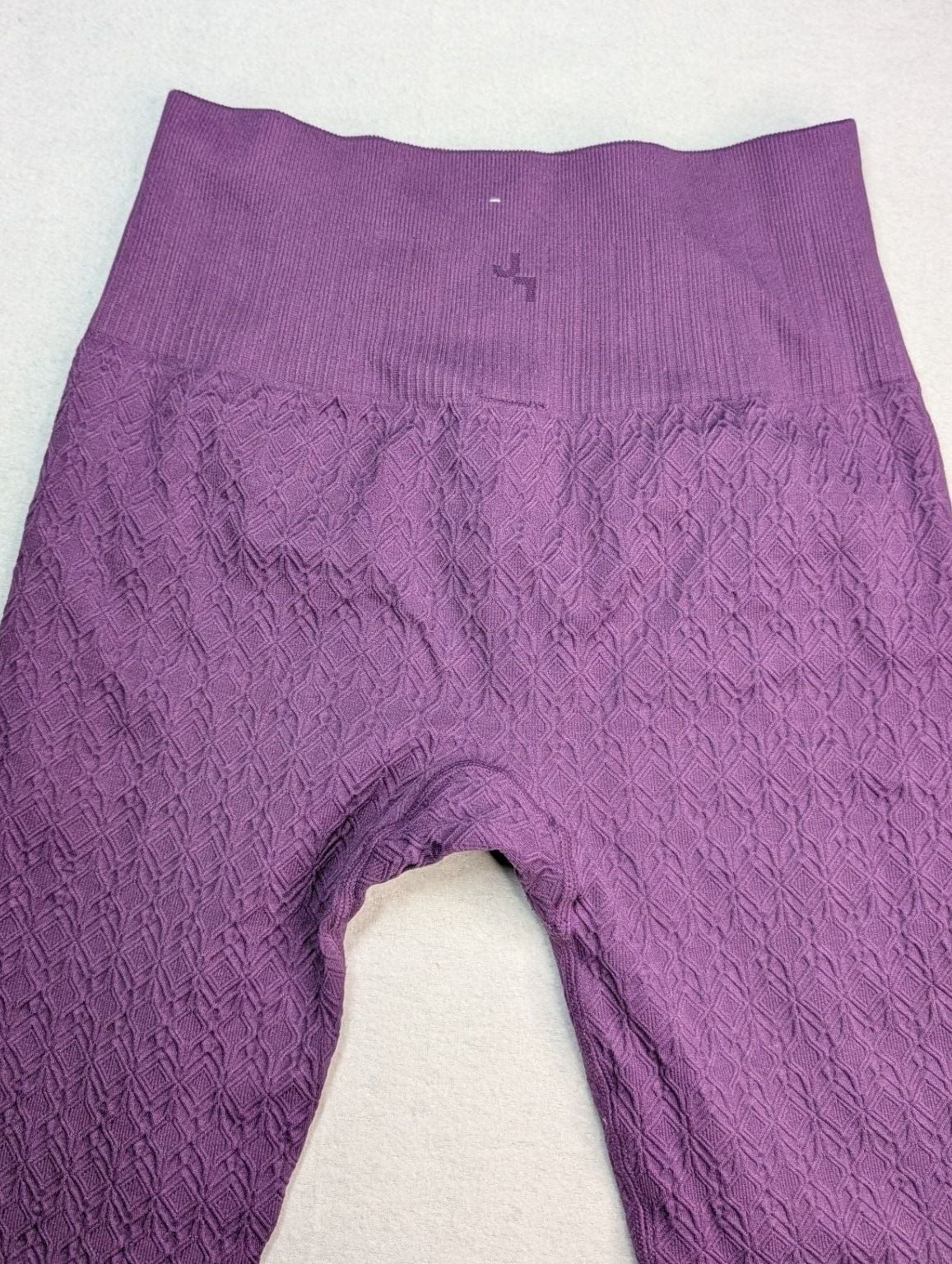 JoyLab Active Cutout Top and Leggings Set Size Medium Purple 9