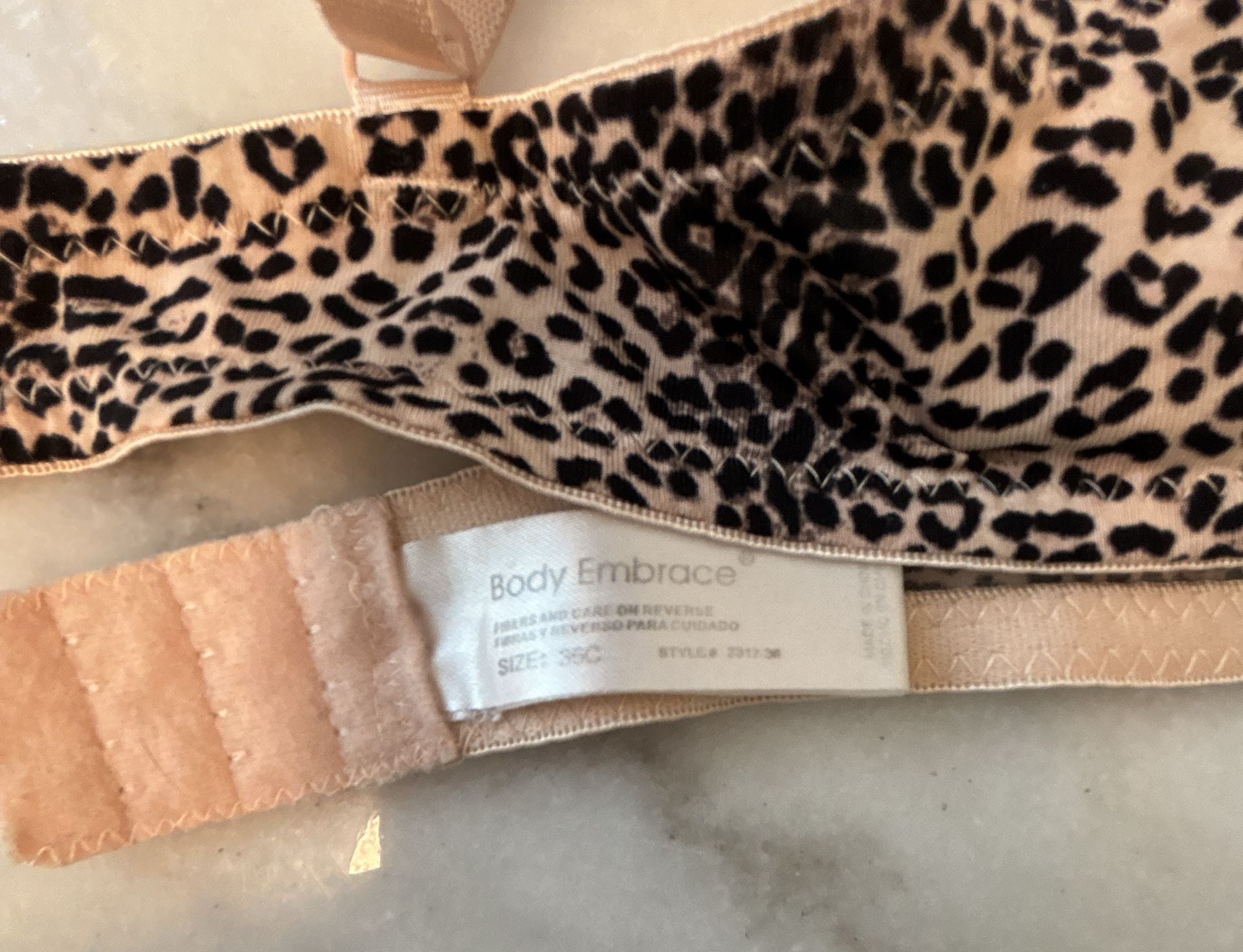 Maidenform Body Embrace Underwire Bra 36C Nude Leopard Print 4