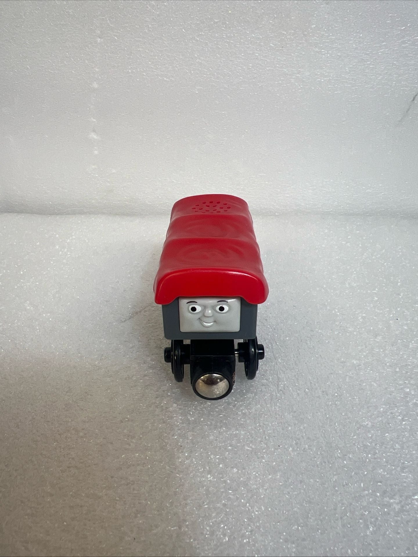 Thomas & Friends Wooden Railway Giggling Troublesome Truck 3